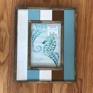 Wooden beachy picture frame